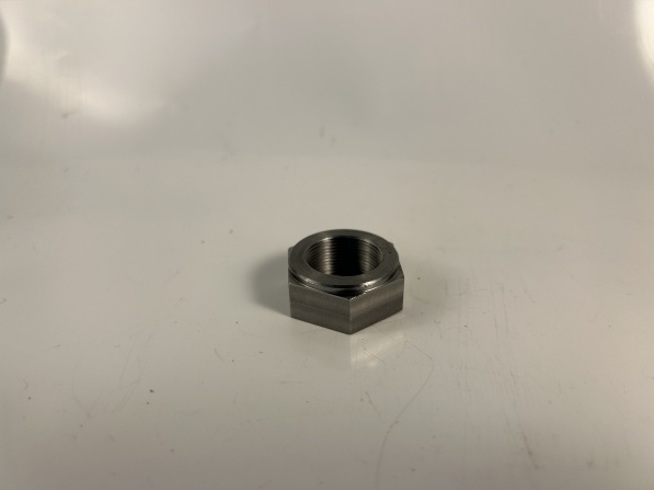 nut stub axle large